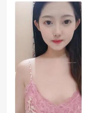 最新下海的2023年当前最清纯超高颜值的妹子-要爸爸抱抱 3-21，咩咩叫的叫床让人欲罢不能，洞口挺大，自慰高潮痉挛发抖喷水