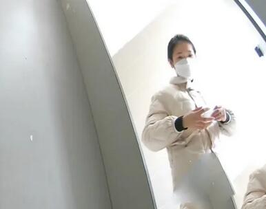 2-3月❤️大屁股贴脸视角TP憋了很久的红衣美女