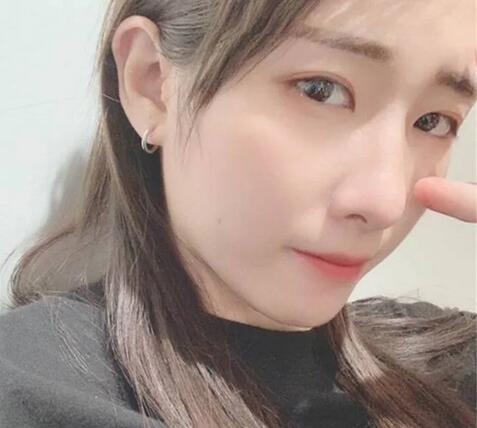 台北大神酒店约战大二C奶正妹（聊了很久才约出来）原版流出