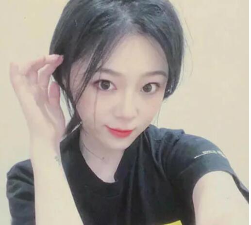 四月最新精品流出！丝袜美腿 河北孙淼等8位如花似玉的花姑娘，和男友啪啪视频流出！人前是乖乖女，人后荡妇淫娃，反差极大