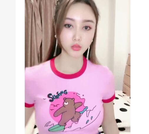 极品尤物美御姐！姐妹花双女秀！开档情趣内裤，假屌抽插多毛骚逼，吃黄瓜展示口活，扒开骚穴揉搓