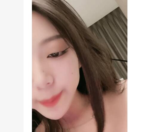 车模下海网红美女！灵活舌头口活一流！特殊视角怼穴，骑乘位啪啪要高潮了，屌插穴手指扣菊花