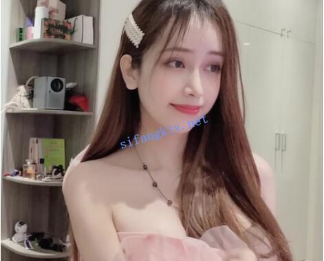 B 万人求的女神尺度大升级~【ANNA102】超级大秀直播开始