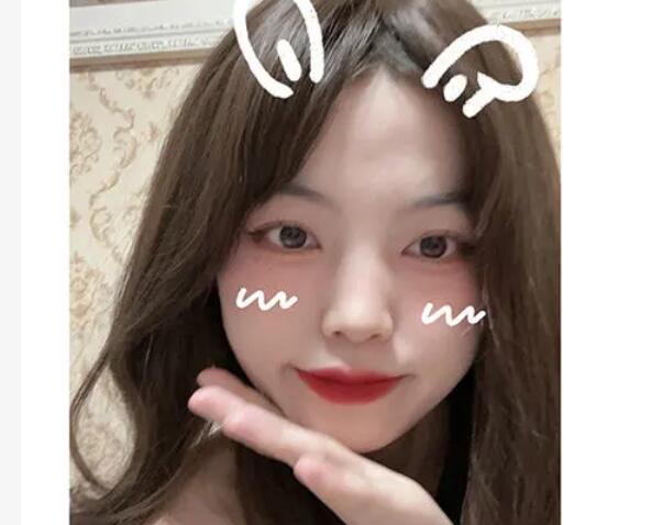 史诗级泄密强推！才20岁出头的情侣竟然这么会玩，清纯小女友化身SM小母狗，丝袜美腿 操到她喷水，逼都给男友操黑了