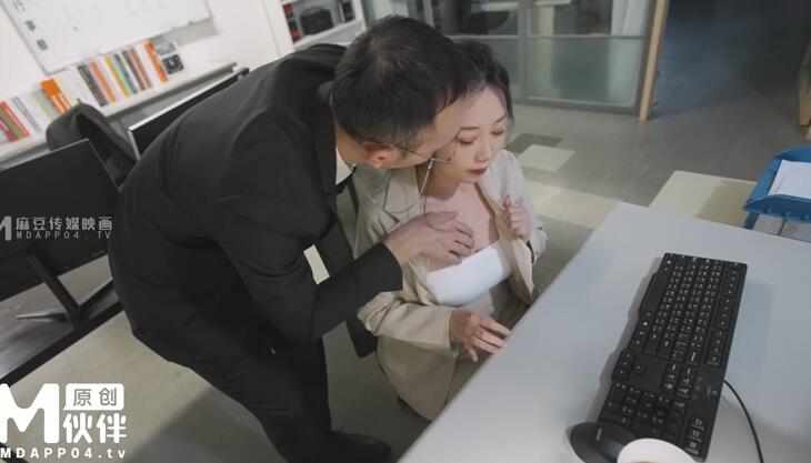 j精选国产传媒新 12v