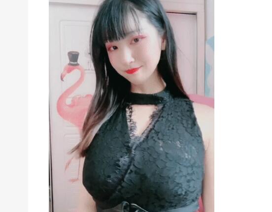 快手 爆乳美少妇 ，身材美 ♈ 笑容美，勾魂的眼神，粉嫩的酮体十分诱人 12V！