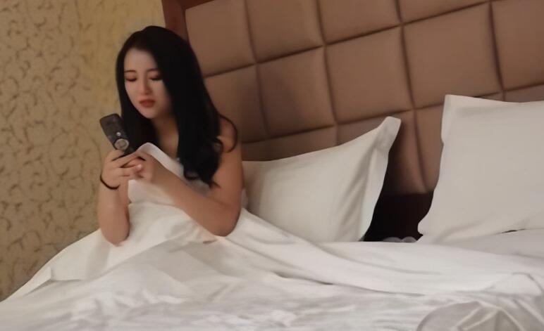 16先生 1大壮哥_约会美女大学生小佟丽娅_完整原版_170cm高颜值美女大学生小佟丽娅，胸非常好看很美好的约炮，直呼太爽了等4v