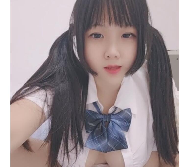 ❣️推荐❣️颜值嫩妹【乐乐仔】双马尾童颜巨乳，蝴蝶穴，根本没人顶得住这样的身材，彩礼多少娶了娶了5V