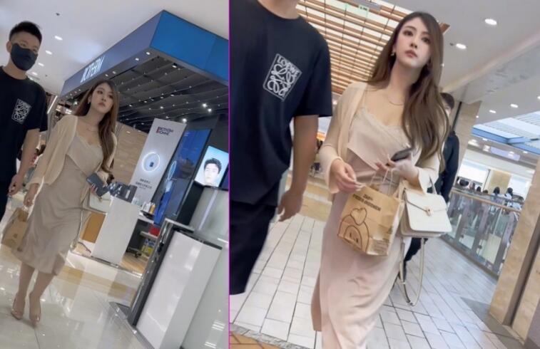 ⚫️CD大神极限4K偷拍2位极品美女，白虎学生妹透明内裤，无内模特级美女还露了一点毛(2V)