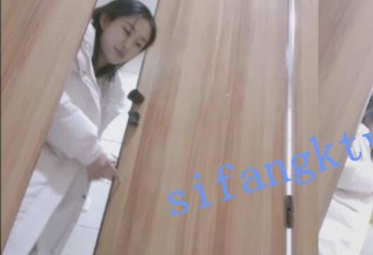 两个学生闺蜜轮流⭐⭐集齐5个白虎店员召唤白虎【1.2G】